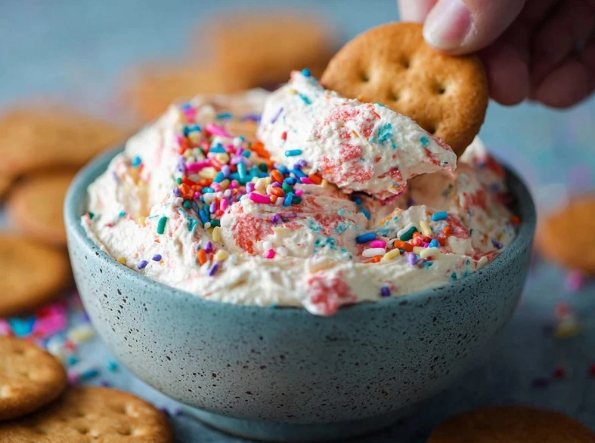 Dunkaroos, the 90s lunchbox legend, is now a top Google search.
