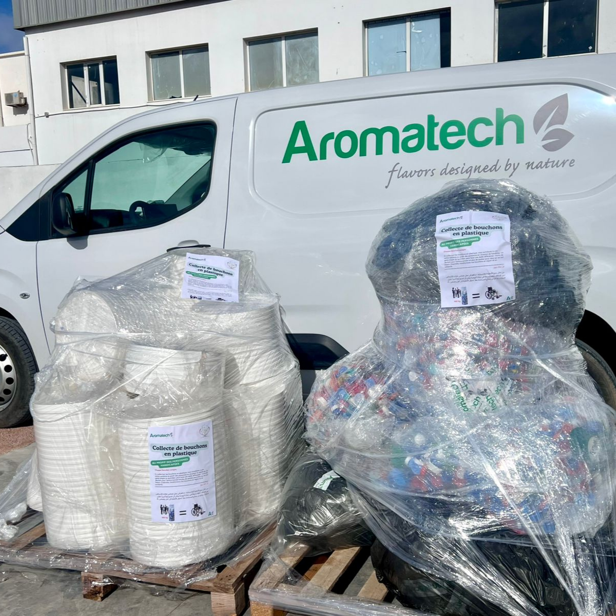 Création Visuel pour le post :أروماتك تلتزم بالمسؤولية الاجتماعية والتضامن